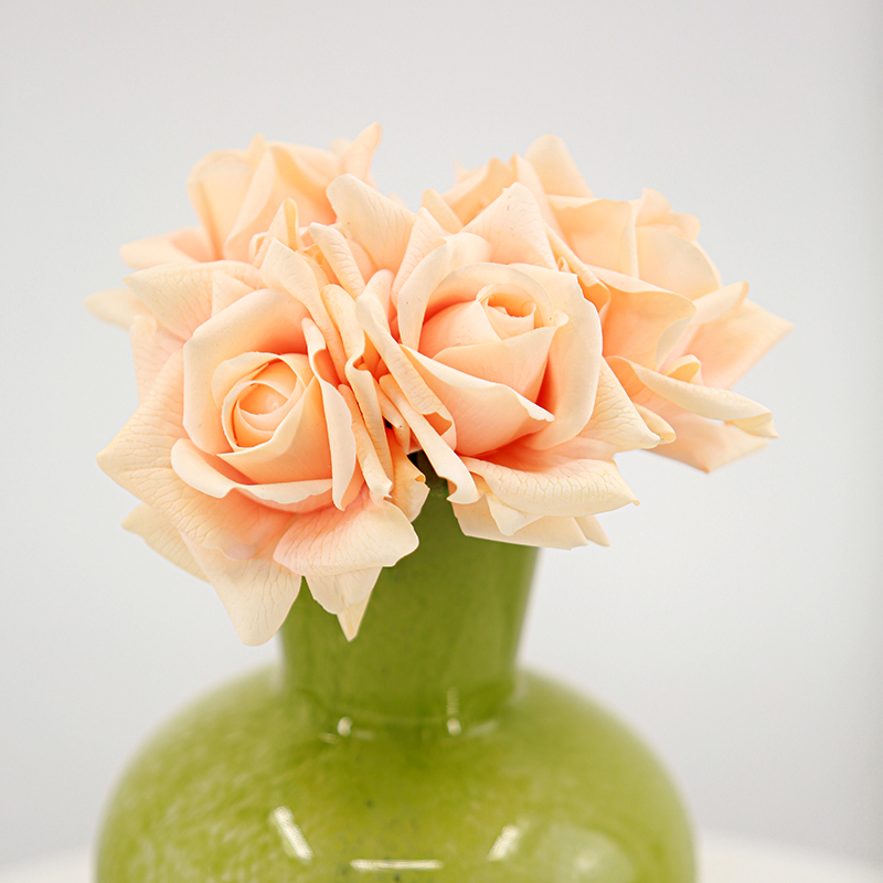 Real-Touch Moisturizing Ruffled Rose Bouquet