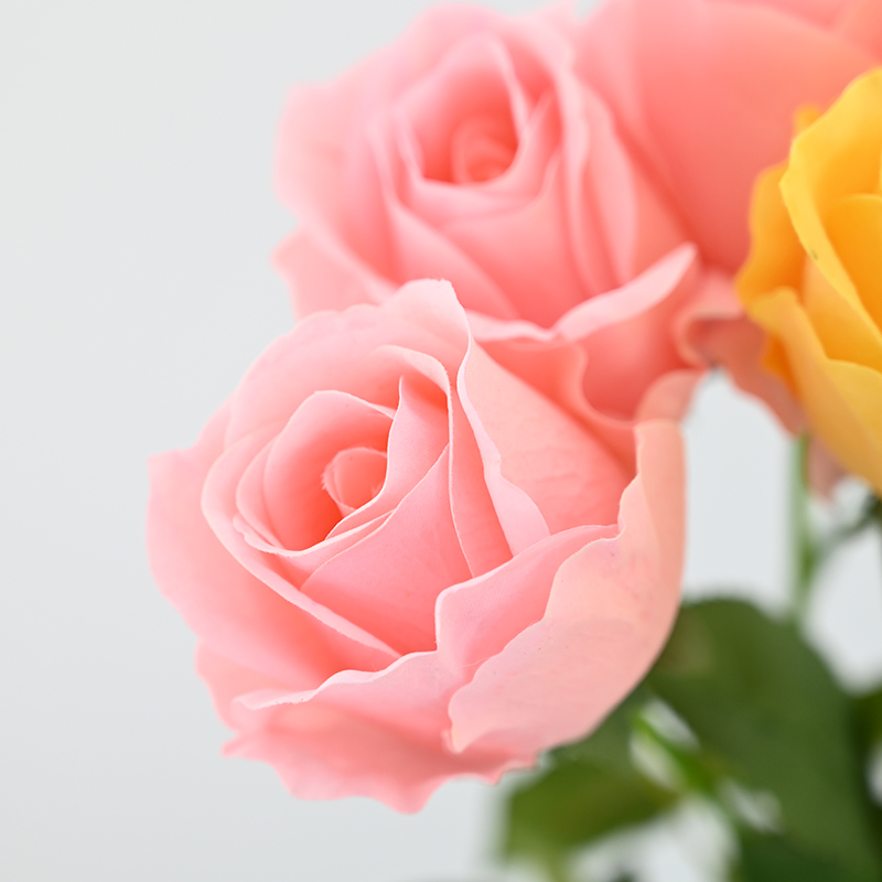 Real Touch Moisturizing Artificial Elegant Rose Wholesale